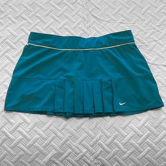 Nike Pants - Nike Dri-Fit Pleated Skort